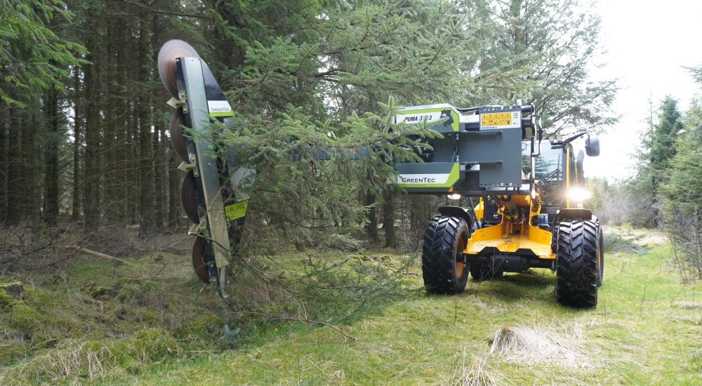 3303 HXF Puma image 1