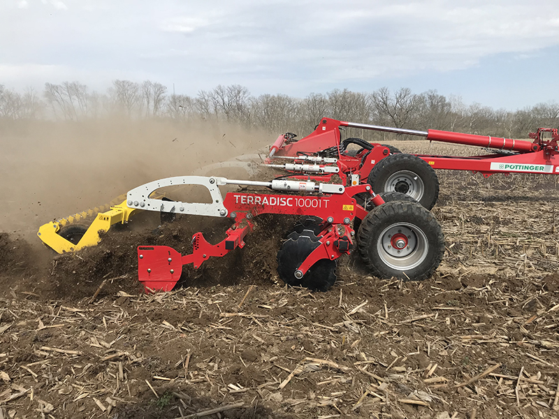 10001 T / 8001 T trailed disc harrows image 4