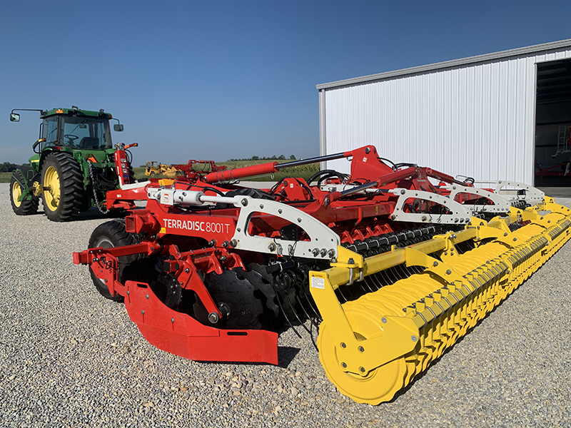 10001 T / 8001 T trailed disc harrows image 5